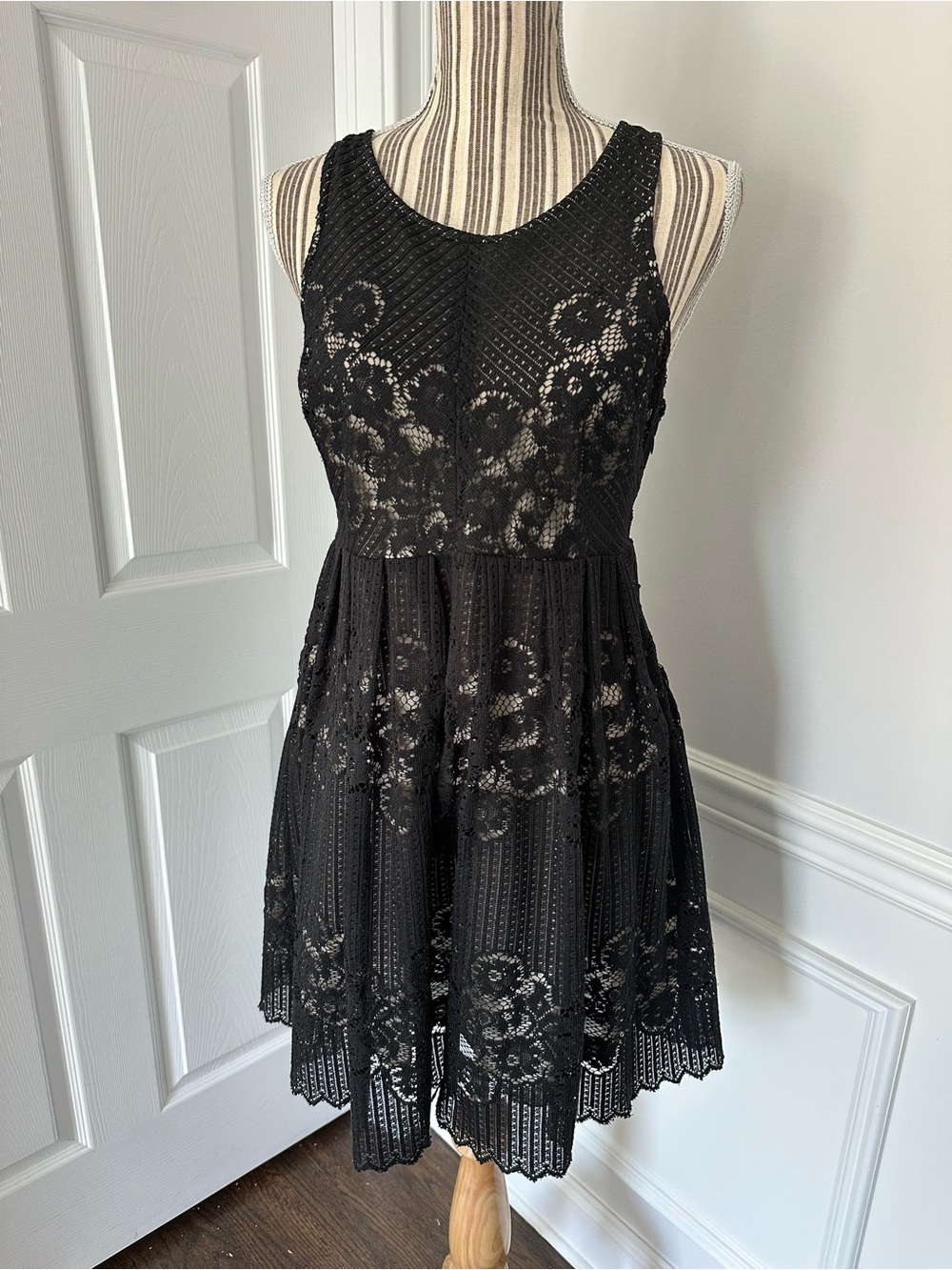 Free People Black Lace Open Back Dress Size 10 Boho Fit Flare Mini